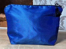 Load image into Gallery viewer, Butterfly and Gekkos Design Cosmetics Purse : Hand Printed Silk