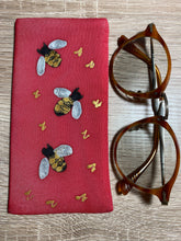 Load image into Gallery viewer, Bees Design Glasses Case in various colours Hand Painted Silk