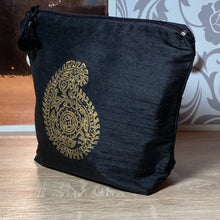 Load image into Gallery viewer, Paisley Design Cosmetics Purse : Hand Printed Silk