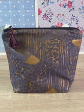 Load image into Gallery viewer, Vintage Silk Fabric Cosmetics Purse in Lilac Grey and Gold