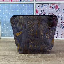 Load image into Gallery viewer, Vintage Silk Fabric Cosmetics Purse in Lilac Grey and Gold
