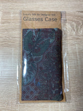 Load image into Gallery viewer, Vintage Silk Fabric Glasses Case